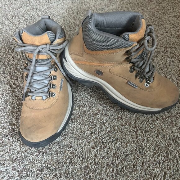Timberland womens leather hiking boots waterproof | Size 8 - Picture 3 of 5